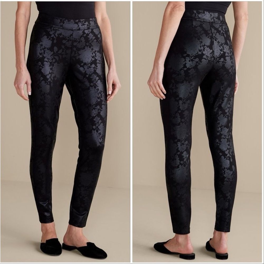 Soft Surroundings SoftEssential Ponte Leggings Black Rose Foil Size Medium